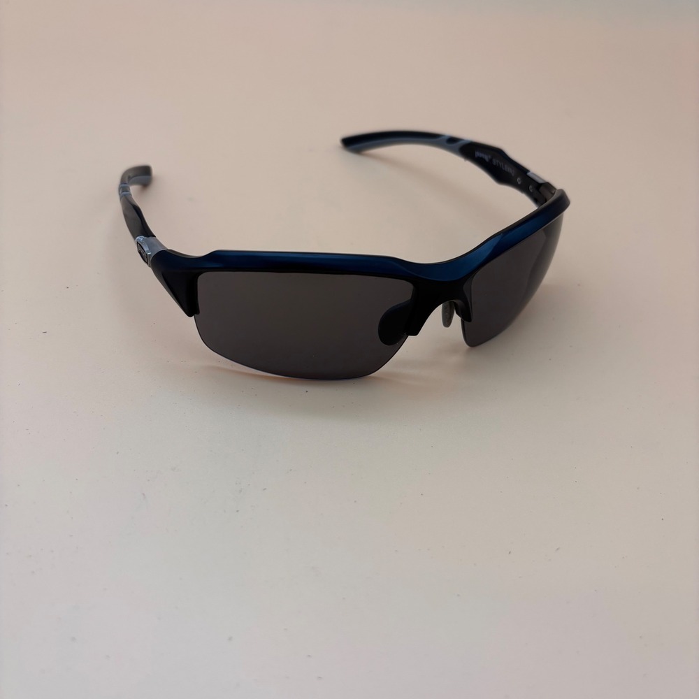 Pugs Gear Style A2 Mens Sunglasses Black Wrap Around Sport Semi Rimless Grey